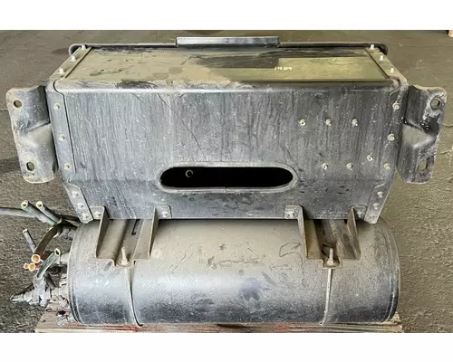 PETERBILT 579 Battery Box