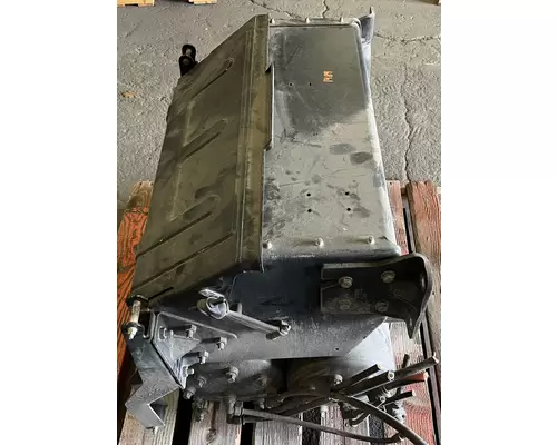 PETERBILT 579 Battery Box