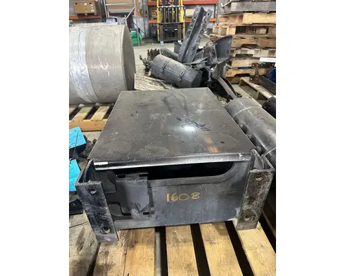 PETERBILT 579 Battery Box