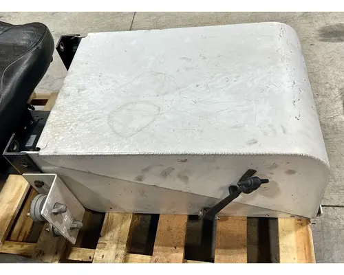 PETERBILT 579 Battery Box