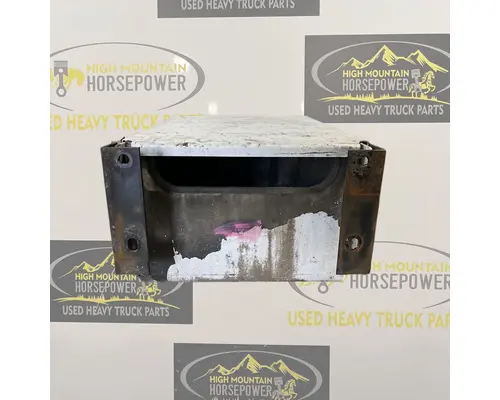 PETERBILT 579 Battery Box