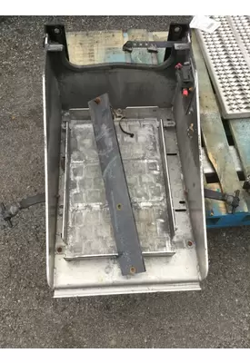 PETERBILT 579 Battery Box