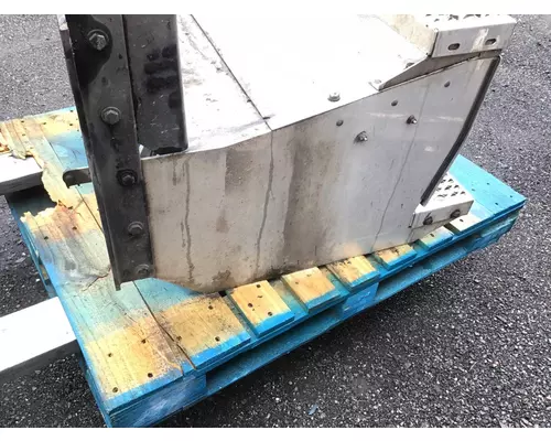 PETERBILT 579 Battery Box