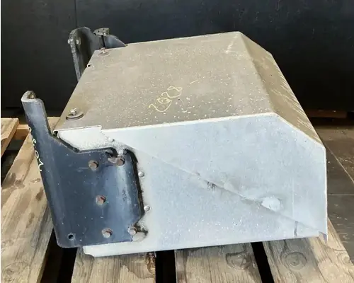 PETERBILT 579 Battery Boxes