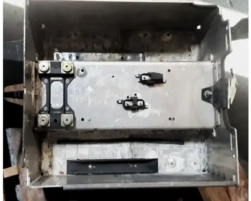 PETERBILT 579 Battery Boxes