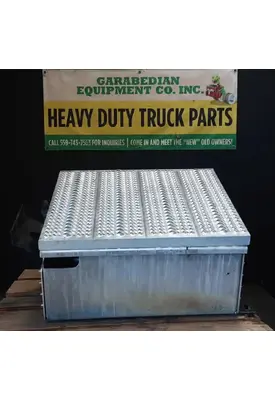 PETERBILT 579 Battery Boxes