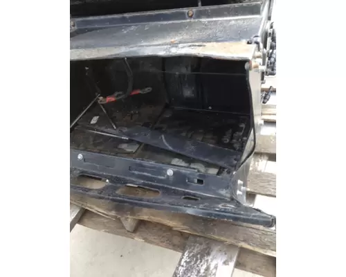 PETERBILT 579 Battery Tray