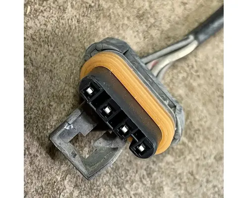 PETERBILT 579 Battery
