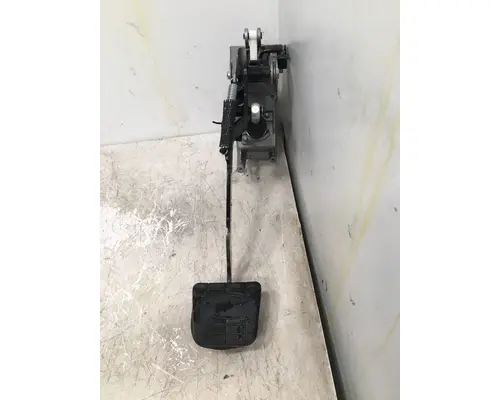 PETERBILT 579 Brake  Clutch Pedal Box