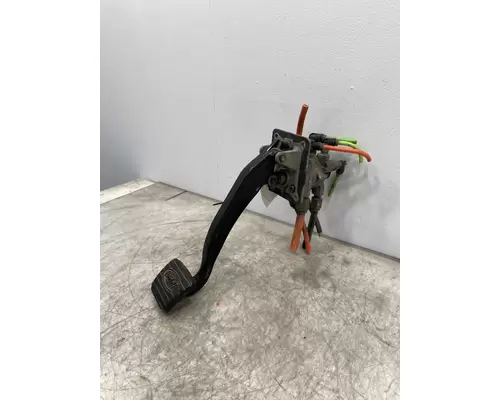 PETERBILT 579 Brake  Clutch Pedal Box
