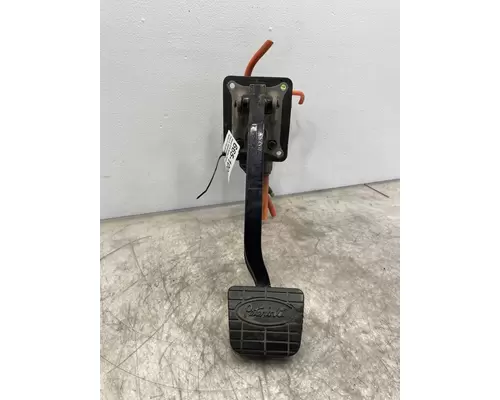 PETERBILT 579 Brake  Clutch Pedal Box