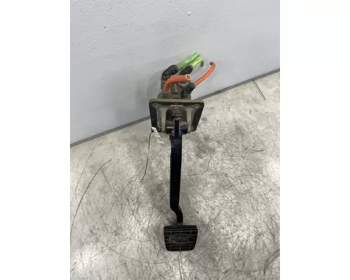 PETERBILT 579 Brake  Clutch Pedal Box
