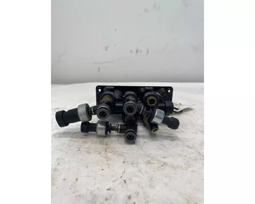 PETERBILT 579 Brake Air Valve