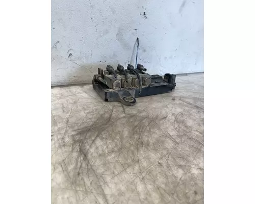 PETERBILT 579 Brake Proportioning Valve