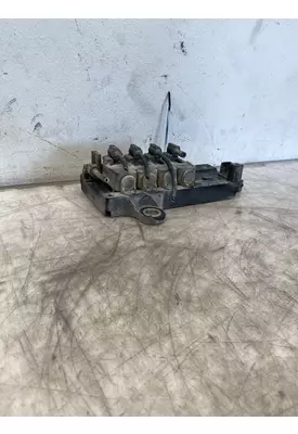 PETERBILT 579 Brake Proportioning Valve