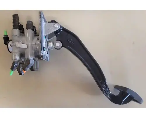 PETERBILT 579 BrakeClutch Pedal Box