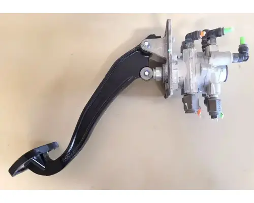 PETERBILT 579 BrakeClutch Pedal Box
