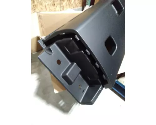 PETERBILT 579 Bumper Assembly, Front