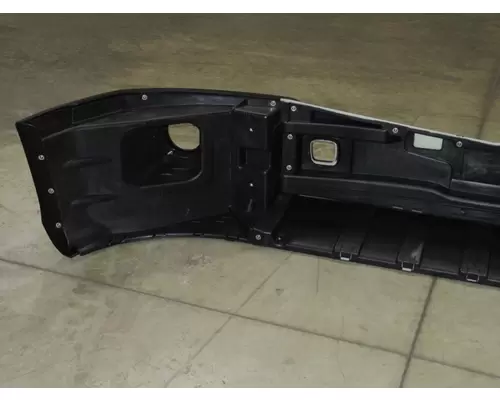 PETERBILT 579 Bumper Assembly, Front