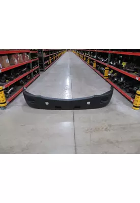PETERBILT 579 Bumper Assembly, Front