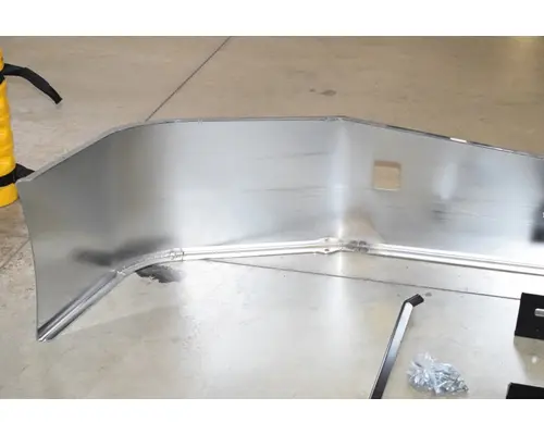 PETERBILT 579 Bumper Assembly, Front