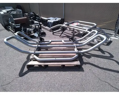 PETERBILT 579 Bumper Assembly, Front