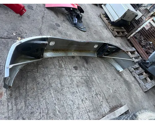 PETERBILT 579 Bumper Assembly, Front