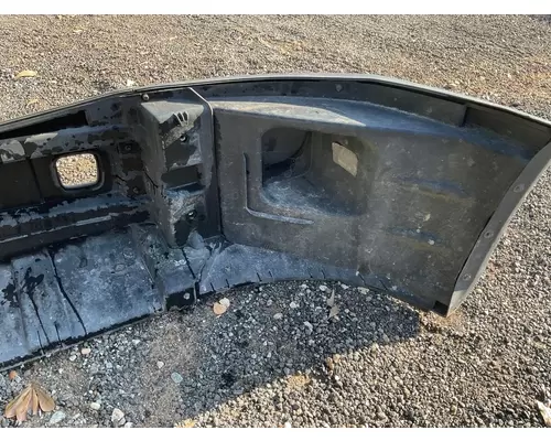 PETERBILT 579 Bumper Assembly, Front