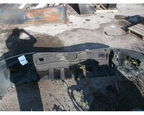 PETERBILT 579 Bumper Assembly, Front