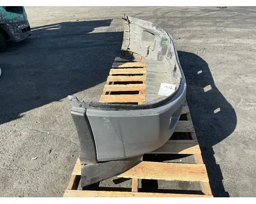 PETERBILT 579 Bumper Assembly, Front