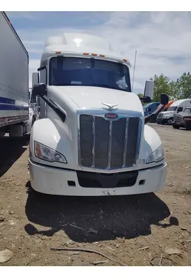 PETERBILT 579 Bumper Assembly, Front