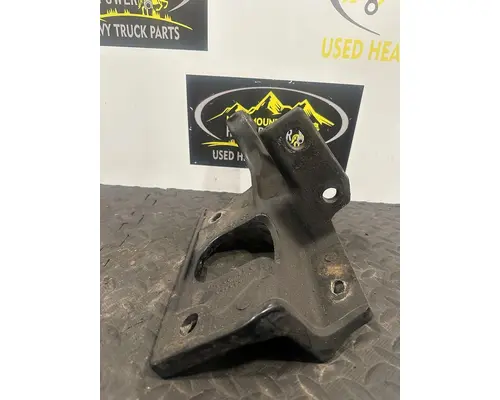 PETERBILT 579 Bumper Bracket, Front