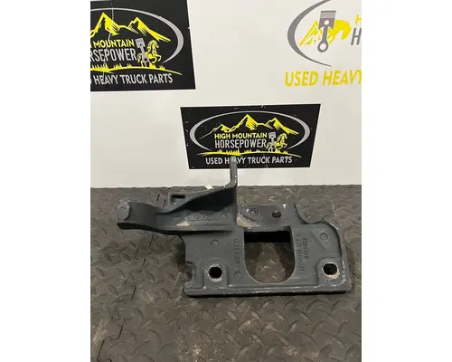 PETERBILT 579 Bumper Bracket, Front