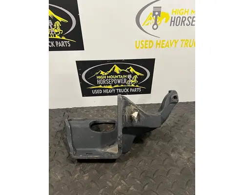 PETERBILT 579 Bumper Bracket, Front