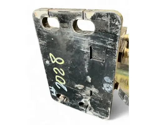 PETERBILT 579 Bumper Bracket, Front