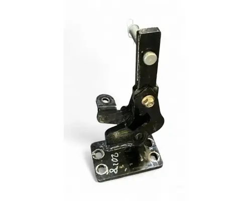 PETERBILT 579 Bumper Bracket, Front
