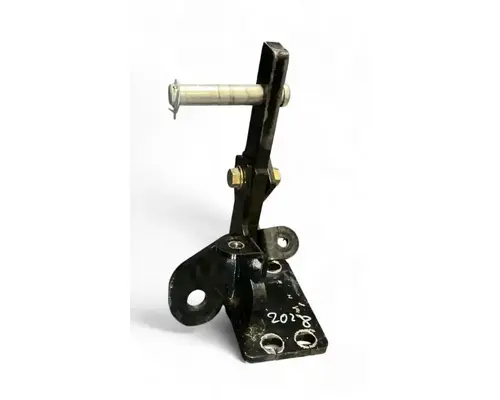 PETERBILT 579 Bumper Bracket, Front