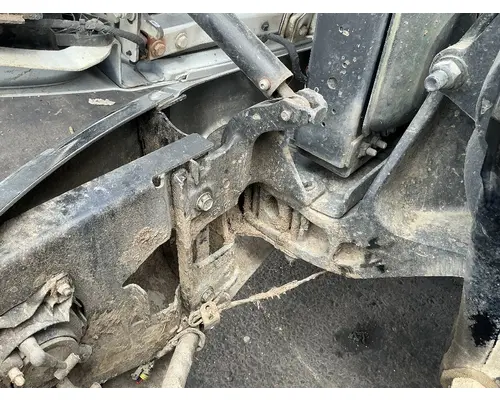 PETERBILT 579 Bumper Bracket, Front