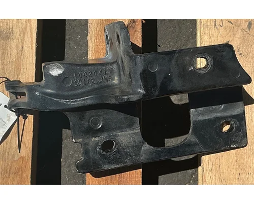PETERBILT 579 Bumper Bracket, Front