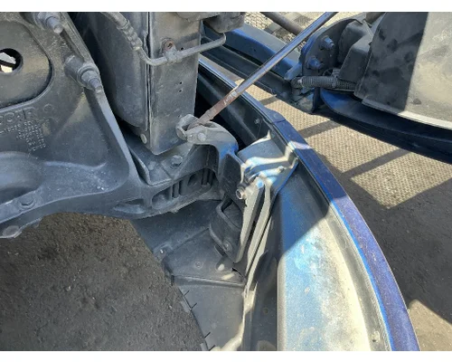 PETERBILT 579 Bumper Bracket, Front