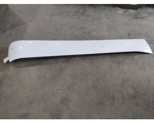 PETERBILT 579 CAB BACK PANEL