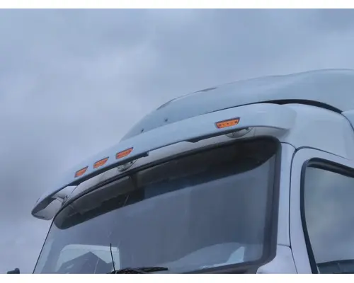 PETERBILT 579 CAB CLIP