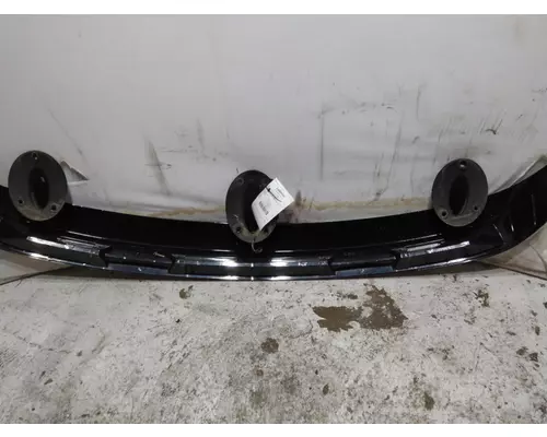PETERBILT 579 CAB CLIP