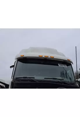 PETERBILT 579 CAB CLIP