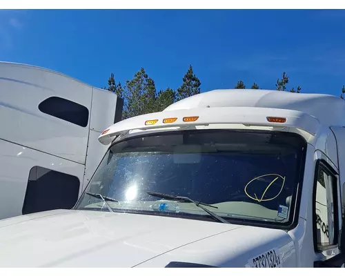 PETERBILT 579 CAB CLIP