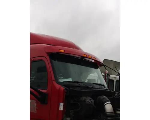 PETERBILT 579 CAB CLIP