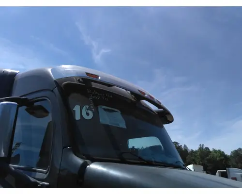 PETERBILT 579 CAB CLIP