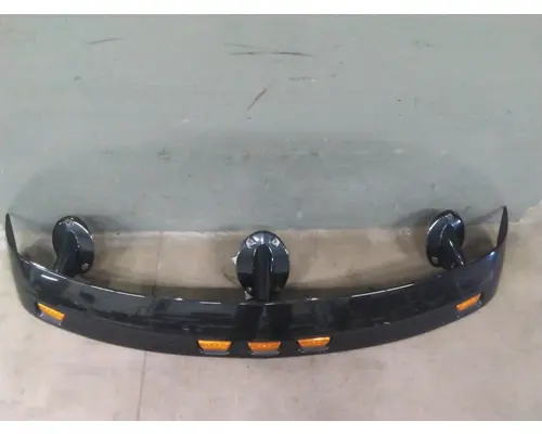 PETERBILT 579 CAB CLIP