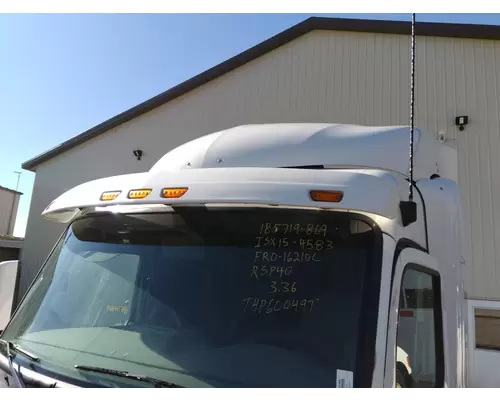 PETERBILT 579 CAB CLIP