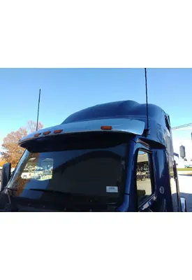 PETERBILT 579 CAB CLIP